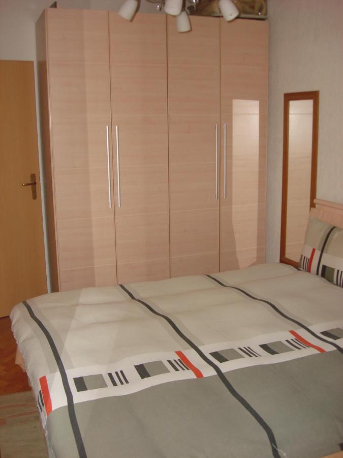 Jani Apartment Pristina Exteriör bild